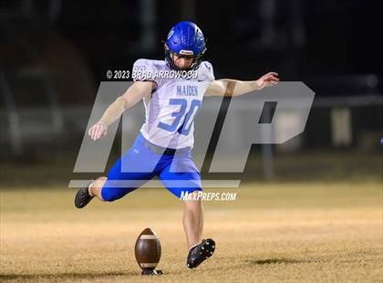 Thumbnail 1 in Maiden @ Salisbury (NCHSAA 2A Round 2) photogallery.