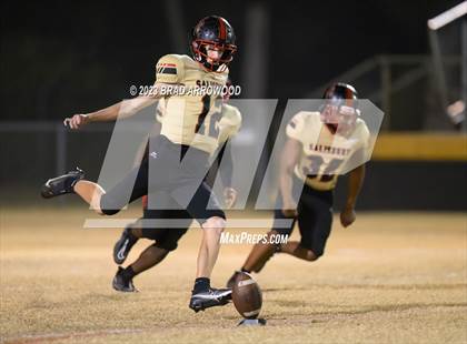Thumbnail 2 in Maiden @ Salisbury (NCHSAA 2A Round 2) photogallery.