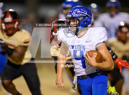 Thumbnail 2 in Maiden @ Salisbury (NCHSAA 2A Round 2) photogallery.