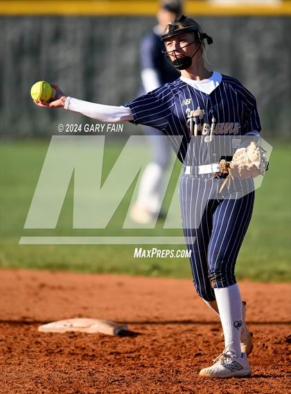 Thumbnail 1 in Soddy Daisy @ Hixson photogallery.