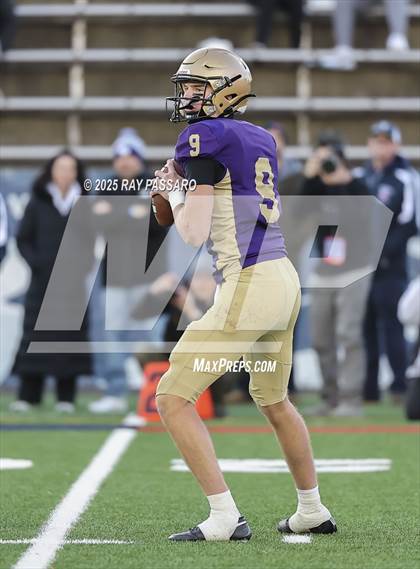 Thumbnail 1 in Smithtown West vs. Sayville (NYSPHSAA D3 Semifinal) photogallery.