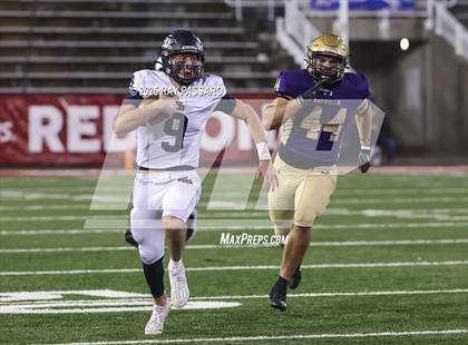 Thumbnail 1 in Smithtown West vs. Sayville (NYSPHSAA D3 Semifinal) photogallery.