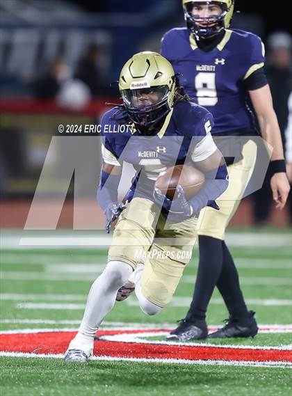 Thumbnail 3 in Roman Catholic vs Bishop McDevitt (PIAA 5A Championship) photogallery.