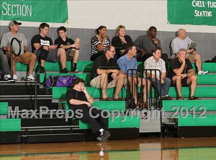 Thumbnail 2 in Corona del Mar vs. Hart (Providence Cystic Fibrosis Benefit) photogallery.