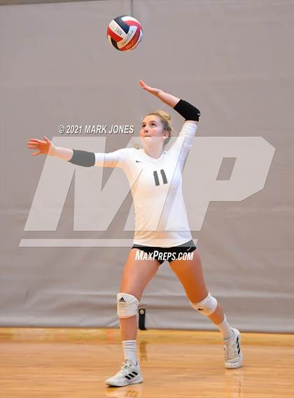 Thumbnail 3 in Archbishop Mitty vs. Mater Dei (Nike Tournament of Champions) - Gold Division - Final photogallery.