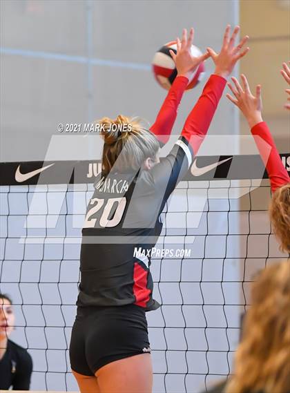 Thumbnail 3 in Archbishop Mitty vs. Mater Dei (Nike Tournament of Champions) - Gold Division - Final photogallery.
