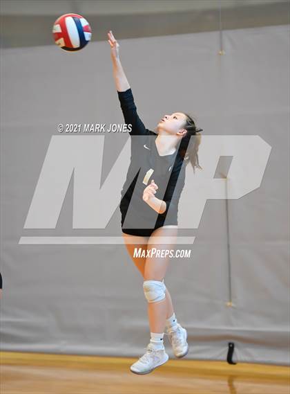 Thumbnail 3 in Archbishop Mitty vs. Mater Dei (Nike Tournament of Champions) - Gold Division - Final photogallery.