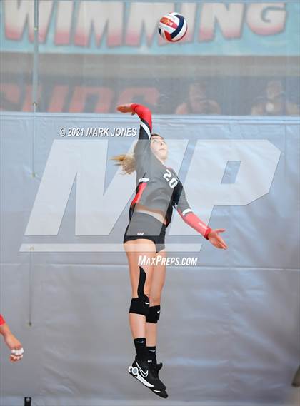 Thumbnail 2 in Archbishop Mitty vs. Mater Dei (Nike Tournament of Champions) - Gold Division - Final photogallery.