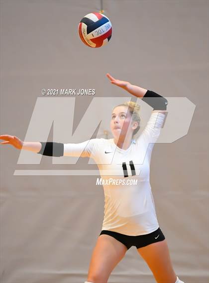 Thumbnail 2 in Archbishop Mitty vs. Mater Dei (Nike Tournament of Champions) - Gold Division - Final photogallery.