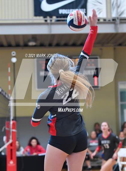 Thumbnail 2 in Archbishop Mitty vs. Mater Dei (Nike Tournament of Champions) - Gold Division - Final photogallery.