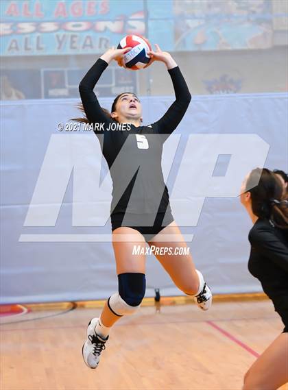 Thumbnail 3 in Archbishop Mitty vs. Mater Dei (Nike Tournament of Champions) - Gold Division - Final photogallery.