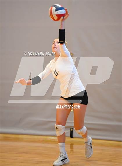 Thumbnail 1 in Archbishop Mitty vs. Mater Dei (Nike Tournament of Champions) - Gold Division - Final photogallery.