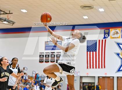 Thumbnail 2 in Mt. Vernon vs Purdue Polytechnic (IHSAA / IBCA Showcase) photogallery.