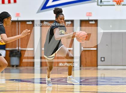 Thumbnail 3 in Mt. Vernon vs Purdue Polytechnic (IHSAA / IBCA Showcase) photogallery.