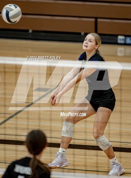 Thumbnail 1 in Grand Island vs. Bellevue West photogallery.