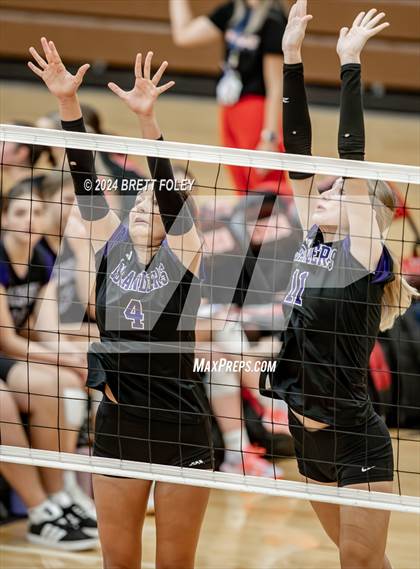 Thumbnail 1 in Grand Island vs. Bellevue West photogallery.
