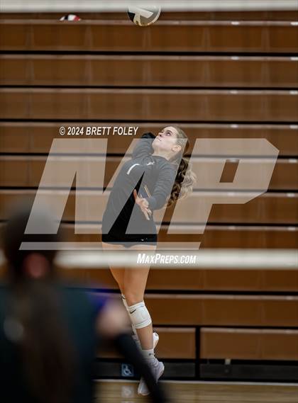 Thumbnail 1 in Grand Island vs. Bellevue West photogallery.