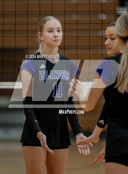 Thumbnail 2 in Grand Island vs. Bellevue West photogallery.