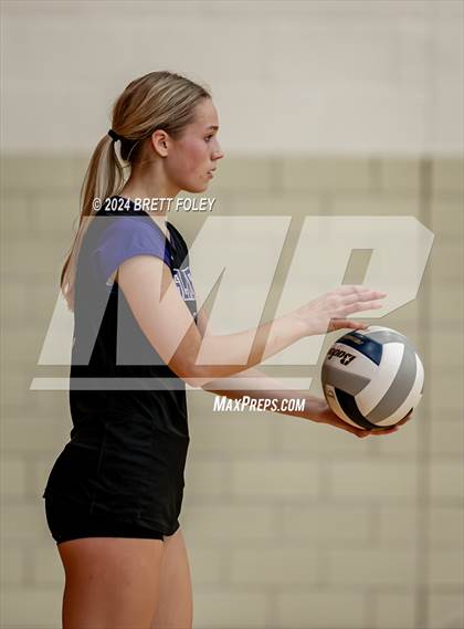 Thumbnail 3 in Grand Island vs. Bellevue West photogallery.