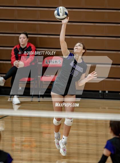 Thumbnail 1 in Grand Island vs. Bellevue West photogallery.