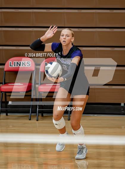 Thumbnail 2 in Grand Island vs. Bellevue West photogallery.