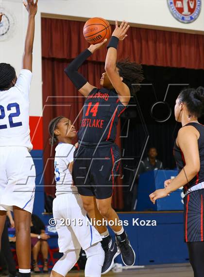 Thumbnail 3 in Harvard-Westlake vs. Serra (CIF SS Open Division Playoffs) photogallery.