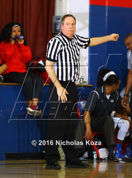 Thumbnail 3 in Harvard-Westlake vs. Serra (CIF SS Open Division Playoffs) photogallery.