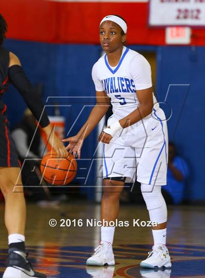 Thumbnail 3 in Harvard-Westlake vs. Serra (CIF SS Open Division Playoffs) photogallery.