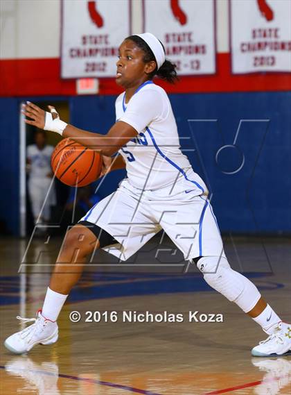 Thumbnail 1 in Harvard-Westlake vs. Serra (CIF SS Open Division Playoffs) photogallery.