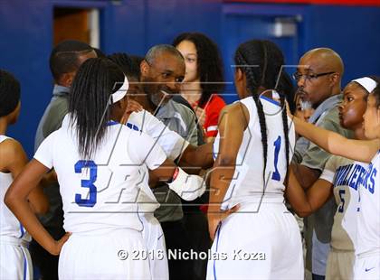 Thumbnail 3 in Harvard-Westlake vs. Serra (CIF SS Open Division Playoffs) photogallery.