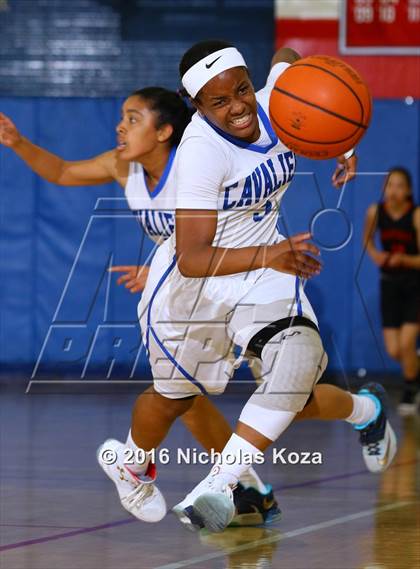 Thumbnail 1 in Harvard-Westlake vs. Serra (CIF SS Open Division Playoffs) photogallery.