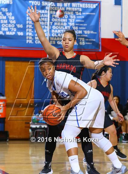 Thumbnail 3 in Harvard-Westlake vs. Serra (CIF SS Open Division Playoffs) photogallery.