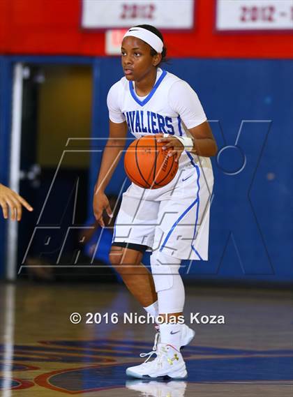 Thumbnail 2 in Harvard-Westlake vs. Serra (CIF SS Open Division Playoffs) photogallery.