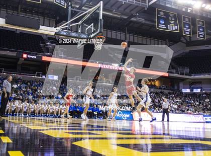 Thumbnail 2 in Dixie Heights vs Covington Catholic (9th Region Tournament) photogallery.