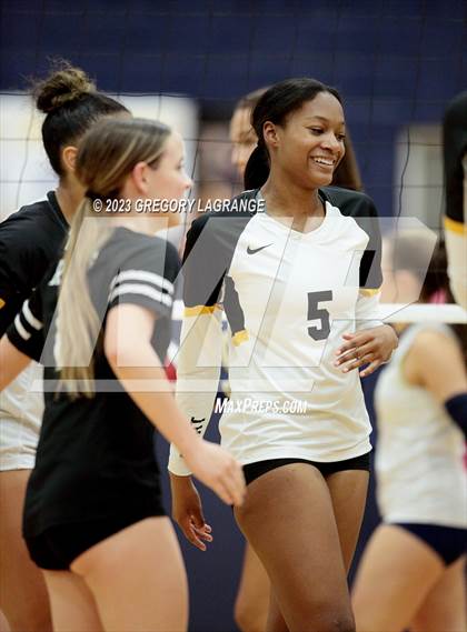 Thumbnail 1 in Fossil Ridge vs Keller photogallery.