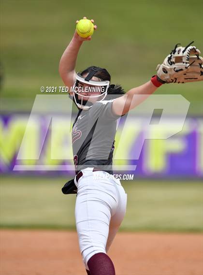 Thumbnail 2 in Jessieville vs Perryville (3A District) photogallery.