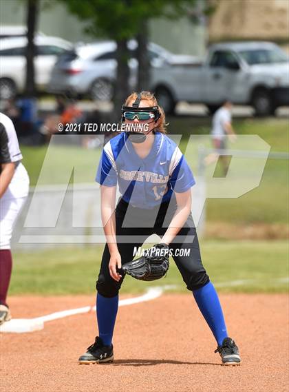 Thumbnail 2 in Jessieville vs Perryville (3A District) photogallery.