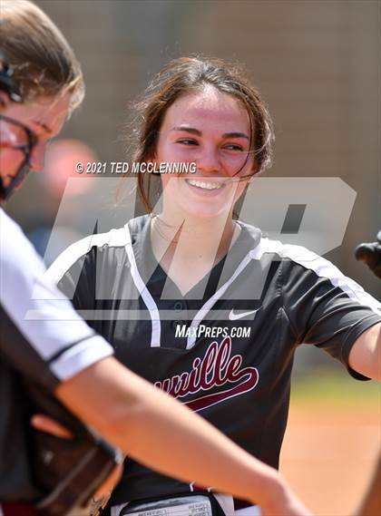 Thumbnail 1 in Jessieville vs Perryville (3A District) photogallery.
