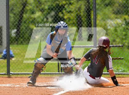 Thumbnail 2 in Jessieville vs Perryville (3A District) photogallery.