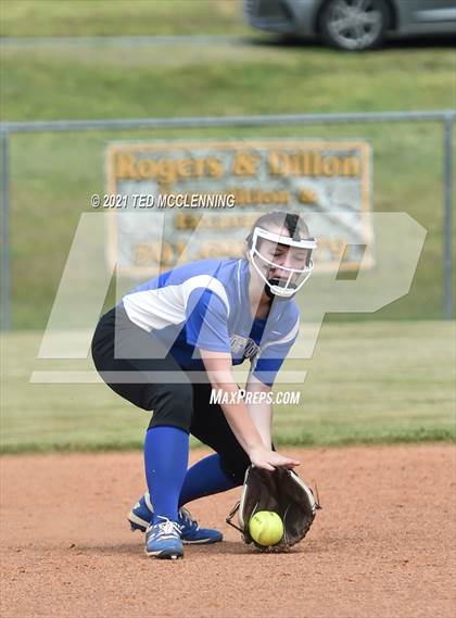 Thumbnail 3 in Jessieville vs Perryville (3A District) photogallery.