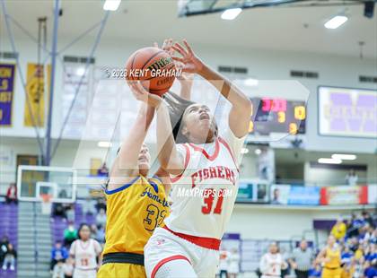 Thumbnail 2 in Fishers vs Homestead (IHSAA 4A Regional Championship) photogallery.