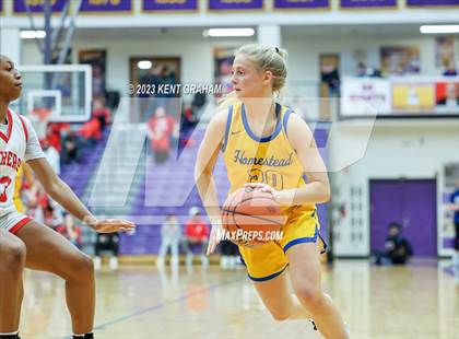 Thumbnail 2 in Fishers vs Homestead (IHSAA 4A Regional Championship) photogallery.