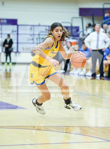 Thumbnail 1 in Fishers vs Homestead (IHSAA 4A Regional Championship) photogallery.
