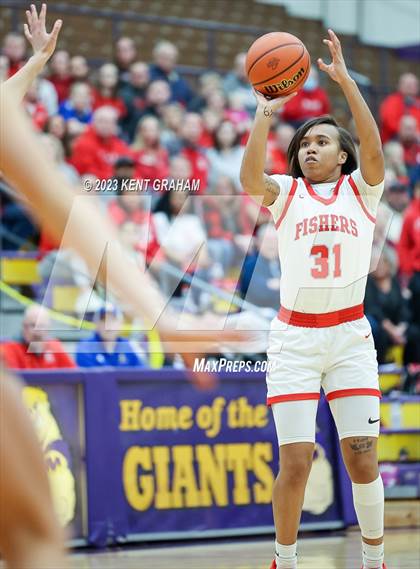 Thumbnail 3 in Fishers vs Homestead (IHSAA 4A Regional Championship) photogallery.
