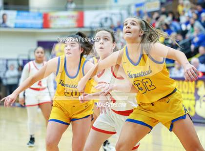 Thumbnail 2 in Fishers vs Homestead (IHSAA 4A Regional Championship) photogallery.