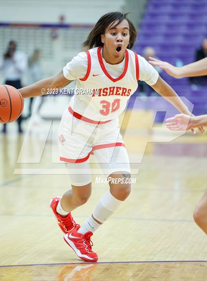 Thumbnail 2 in Fishers vs Homestead (IHSAA 4A Regional Championship) photogallery.