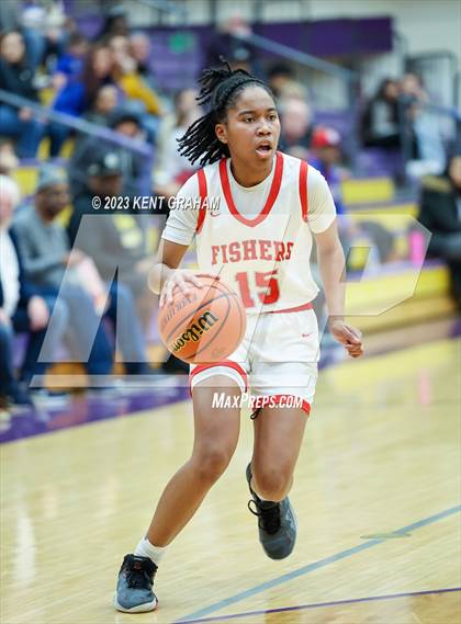 Thumbnail 2 in Fishers vs Homestead (IHSAA 4A Regional Championship) photogallery.