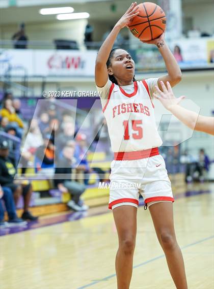 Thumbnail 3 in Fishers vs Homestead (IHSAA 4A Regional Championship) photogallery.