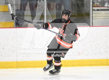 Thumbnail 1 in Watertown/Pomperaug @ North Haven photogallery.