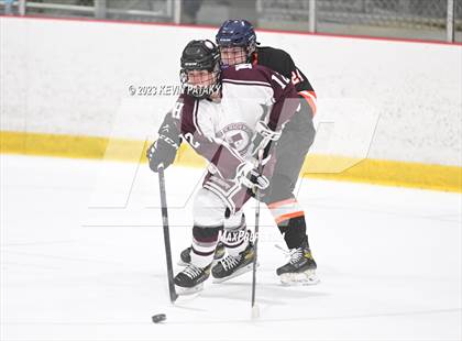 Thumbnail 1 in Watertown/Pomperaug @ North Haven photogallery.